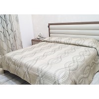 King size beige and taupe wave soft quilt Boutis